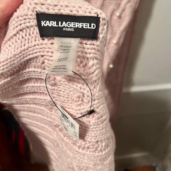 Pink knitted scarf with pearl - Picture 3 of 5